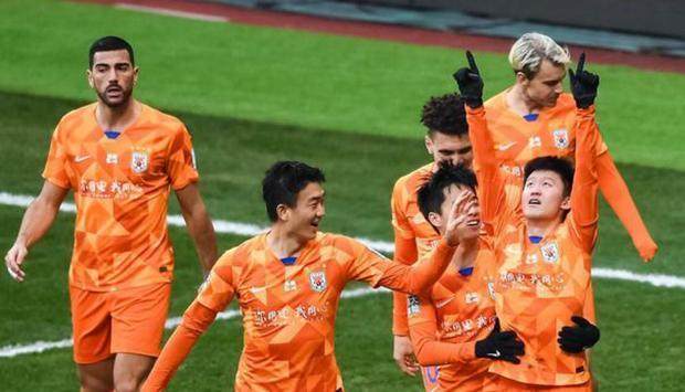 津媒批泰山：养成不敬畏态度 总有人不惯你毛病